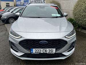 Ford Focus ESTATE ST-LINE STYLE PETROL //KEYLESS E - Image 2