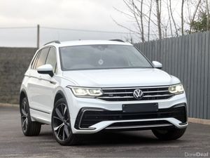 Volkswagen Tiguan R-LINE - MASSIVE SPEC - Image 2