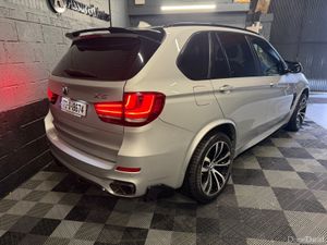 172 BMW X5 25D M-Sport Pro / M Performance 7 Seat - Image 3