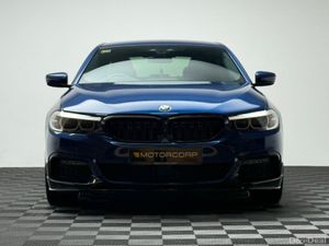 BMW 5-Series 530E M SPORT *HUGE SPEC* - Image 2