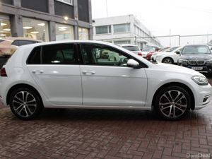2.0TDI 150BHP SPORT 5DR HATCHBACK AUTO // 1 OWNER - Image 3