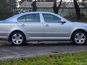 2013 SKODA OCTAVIA 1.6 TDI EXCLUSIVE - Image 3