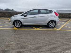 Ford Fiesta 1.4 Tdci  2012 - Image 4