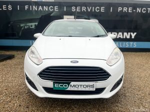 FORD FIESTA ZETEC - 1.2 - LOW INSURANCE - LOW TAX - Image 2
