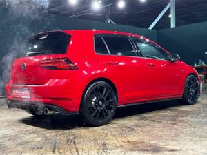 Volkswagen Golf GTI 2.0 AUTOMATIC - Image 4
