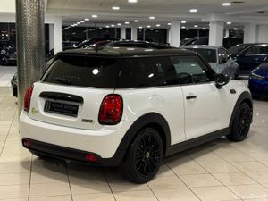 Mini Cooper LEVEL 3 COOPER S=PAN ROOF//LOW MILES// - Image 3