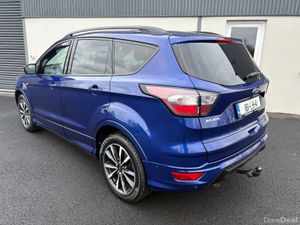 181 Ford Kuga ST-Line 1.5 TDCI 120PS - Pan Roof - Image 3