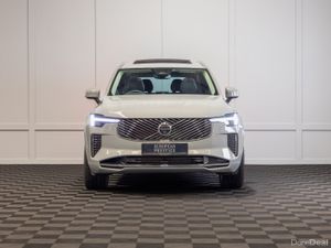 252 Volvo XC90 T8 Ultra Bright - Image 2
