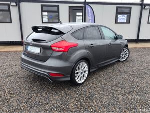 Ford Focus ST-LINE - Image 2