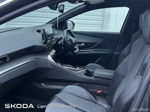 Peugeot 5008 1.5 ALLURE 7 SEATER AUTOMATIC - Image 4