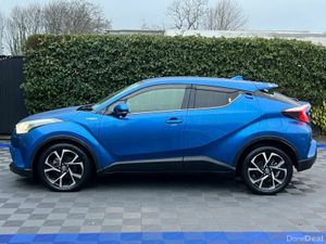 Toyota C-HR 1.8 HYBRID/ HALF LEATHER HEATED SEATS - Image 3