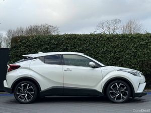 Toyota C-HR 1.8 HYBRID // DIAMOND CUT ALLOYS // HA - Image 2