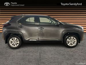 Toyota Yaris Cross LUNA HYBRID AUTOMATIC // REAR C - Image 3