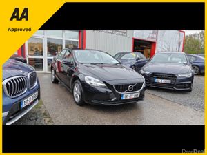 Volvo V40 2018 D2 MOMENTUM ED 80,000 Kms - Image 2