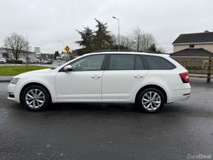 ABSOLUTELY IMMACULATE 2019 (192) OCTAVIA - Image 4