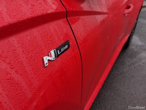 HYUNDAI TUCSON 1.6T-GDI N LINE AUTOMATIC PHEV - Image 2