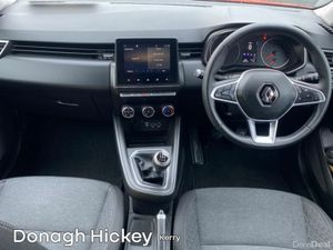 Renault Clio Dynamique TCe 100 - Image 2