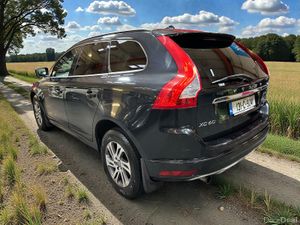 Volvo XC60 D4 (163hp) FWD SE Leather - Image 4