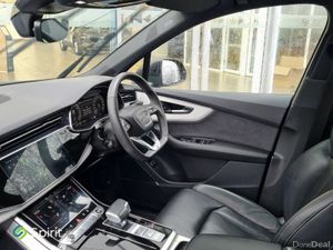 Audi Q7 Competition 60 TFSI e 490PS Quattro - Image 3