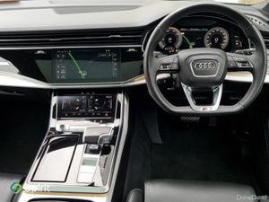 Audi Q7 Competition 60 TFSI e 490PS Quattro - Image 4