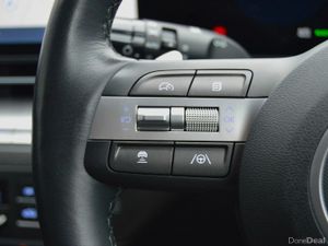 Hyundai KONA Kona EV Elegance 65kWh - Image 3