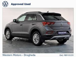 Volkswagen Golf e-GOLF LOW KMS!!!!!! - Image 2