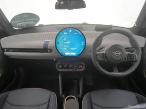 Mini Cooper Cooper SE - Image 4