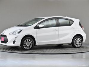 Toyota Aqua 1.5 VVT-i HYBRID **BI-TONE INTERIOR**1 - Image 4