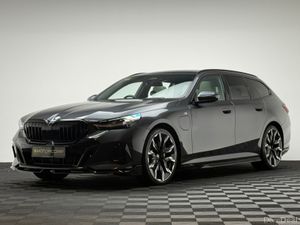 BMW 5-Series 530E M SPORT *SMOKE WHITE* - Image 3