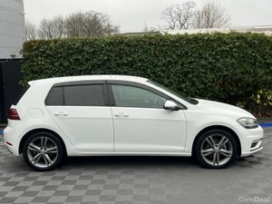 Volkswagen Golf HIGHLINE 2.0 TDI ** HUGE SPEC ** / - Image 2