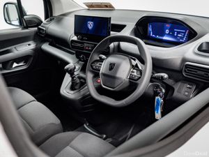 Peugeot Partner Pro Premium 1.5 Diesel 100HP 650Kg - Image 2