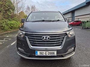 HYUNDAI I800 / 2019 / 2.5 DIESEL / 8 SEATER/MANUAL - Image 2