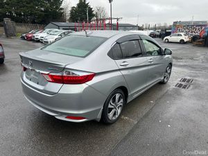 2014 HONDA GRACE HYBRID 1.5L  AUTOMATIC LOW MILES - Image 4