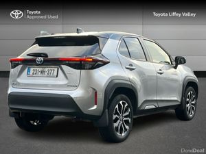 Toyota Yaris Cross YARIS CROSS LUNA SPORT - Image 2