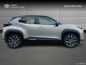 Toyota Yaris Cross YARIS CROSS LUNA SPORT - Image 3