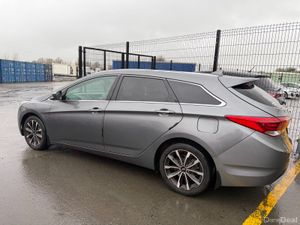 Hyundai i40 2016 Executive Estate Manual Diesel - Image 4