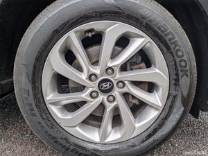 Hyundai Tucson Executive/ NCT 01/27 & TAX 01/26 - Image 3