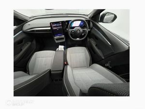 Renault Scenic E-Tech Electric Estate Techno - Image 4