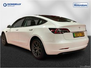 Tesla Model 3 Saloon - Image 2
