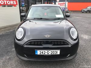 2024 Mini Cooper Classic - Image 4