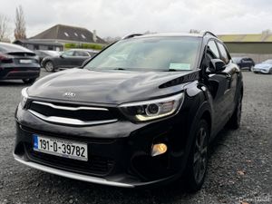 KIA STONIC 1.4 PETROL LOW KM - Image 3