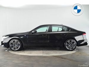 BMW 5-Series 520i M Sport Saloon - Image 3