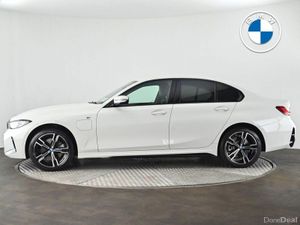 BMW 3-Series 330e M Sport Saloon - Image 3