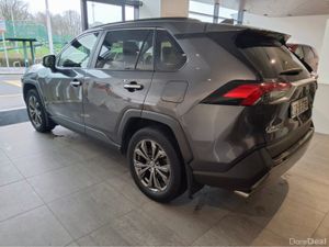 Toyota RAV4 RAV4 HYBRID PLATINUM  -Pan Roof - - Image 3