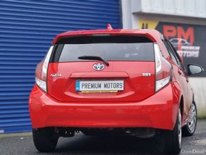 Toyota Aqua 2016 - Image 3