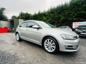 Volkswagen Golf 2016 32K Miles Leather & Car play - Image 3