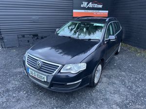 Volkswagen Passat COMFORT 1.6 FSI ESTATE - Image 3