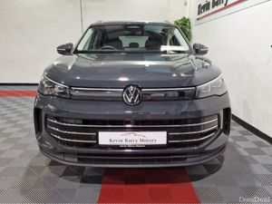 Volkswagen Tiguan 1.5 PHEV ELEGANCE (19.7KWH BATTE - Image 2