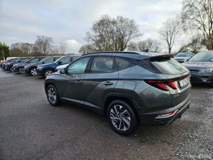 Hyundai Tucson Executive 5DR - Image 4