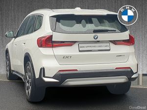 BMW iX1 eDrive20 xLine - Image 3
